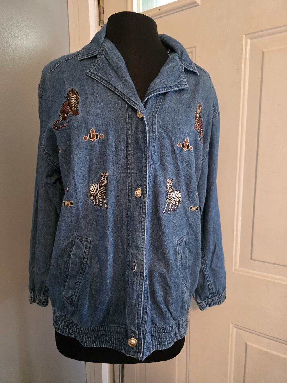Vtg 90s Mureli Denim Jacket Embroidered Tiger Zebra Studded Sz S Chore Teacher